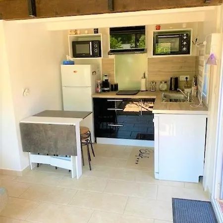 Bella I Apartment
